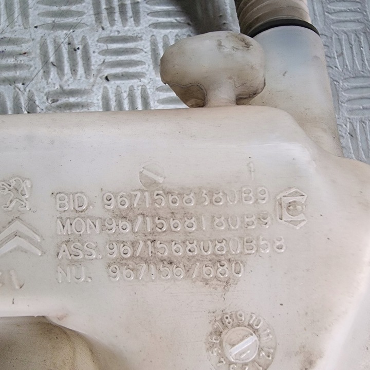 фото №7, Бак омывателя помпа berlingo partner iii