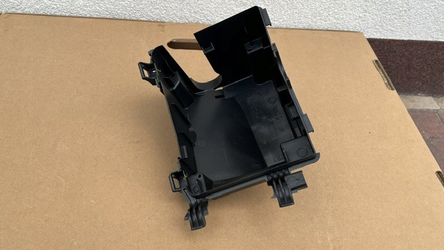 фото №9, Toyota citroen peugeot opel корпус запобіжників нижня 9804681980 нова