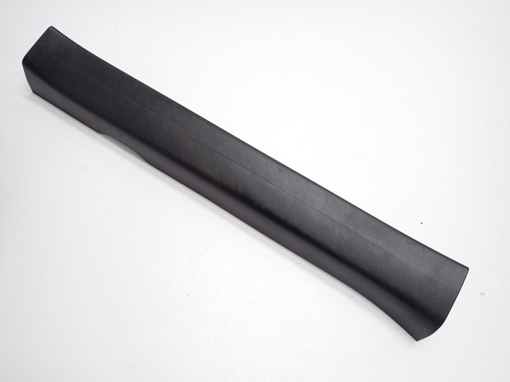 фото №1, Планка защита порога пороговая левый перед bhn9-68720 mazda3 iii bm 15r