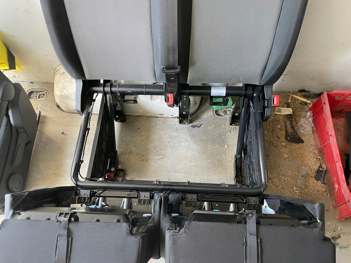 фото №8, Сиденье лавка пассажира vw crafter ii man tge jak новый 33tkm