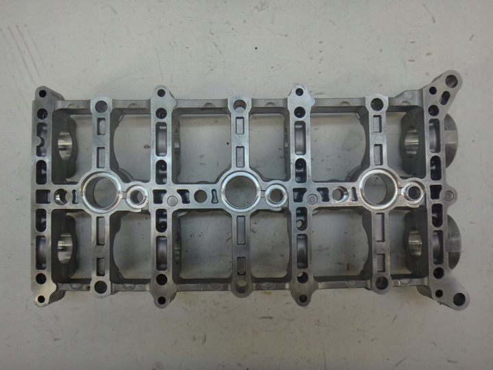 фото №12, Кріплення валків розподільний вал bmw f20 f40 f45 f48 f39 mini f55 f56 f54 f57 b37