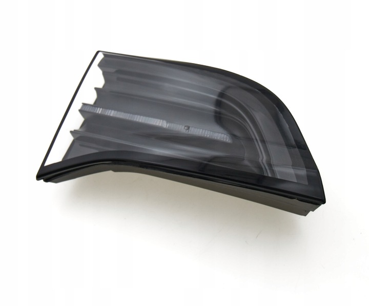 фото №8, Лампа зад do tesla модель 3 2017-2023 1077401-00-e левая чёрный