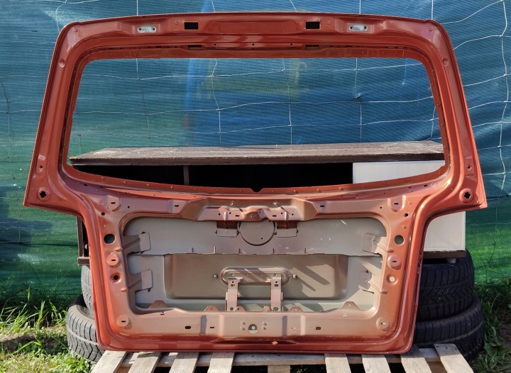 фото №13, Кришка багажника зад задня срібна vw touran 1 i рестайлінг 06-10
