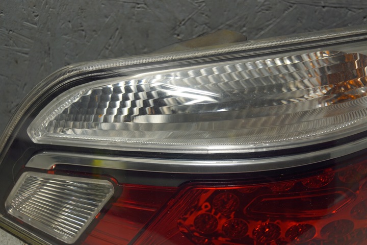 фото №7, Лампа правий зад mg 6