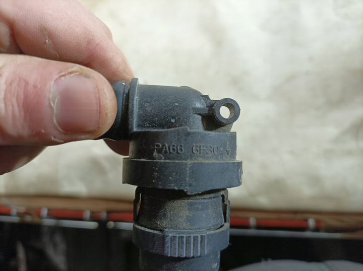 фото №8, Gmc acadia 17- шланг труба usa