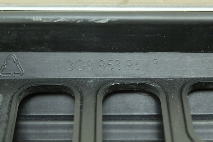 фото №12, Планка дверь левый перед vw arteon 3g8853969b белая хром