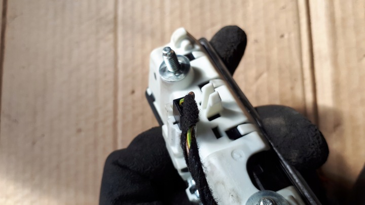 фото №12, S4 b8 a4 ручка крышки багажника 5n0827566t a5 8t