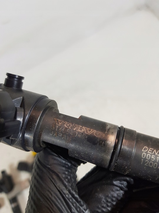 фото №12, Інжектор vea13-2370010-aab volvo 2.0d d5 s80 s40 s60 ii xc60 xc90 xc40