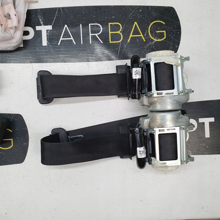 фото №10, Q3 83a панель консоль подушки ремни подушка безопасности