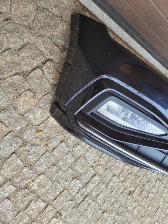 фото №9, Бампер передній перед vw passat b8 рестайлінг r-line lc9x протитуманка