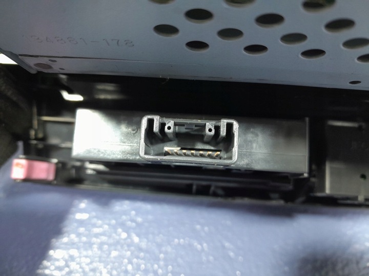фото №7, Toyota prius ii навигация экран дисплей 86110-47081