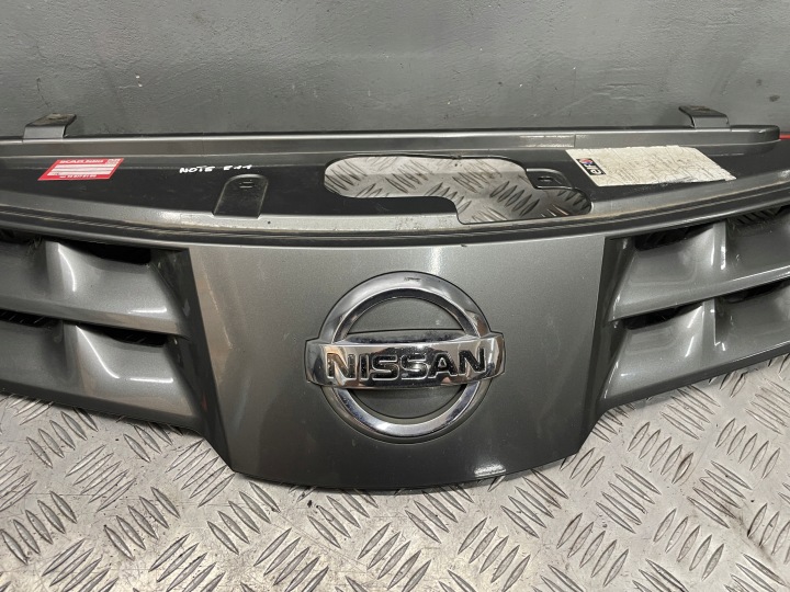 фото №6, Решётка радиатора решётка nissan note e11 06-12