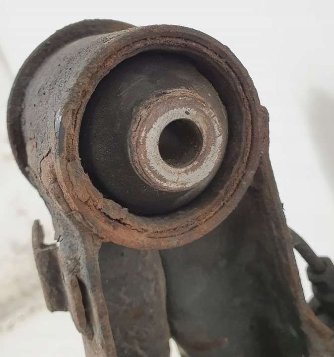 фото №8, Подвешивание задние балка ось зад daihatsu sirion i