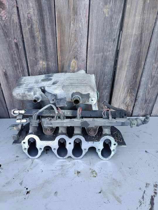 фото №1, Коллектор всасывающий з планка впрыскивающий audi 80 b4 2.0 abk 115km