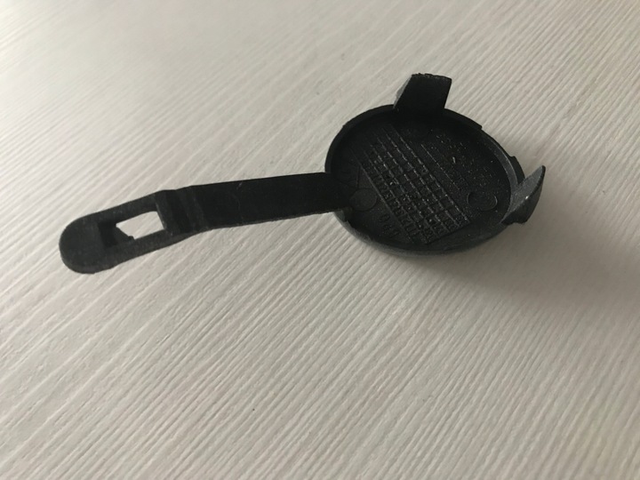 фото №6, Renault clio ii 2 phase 3 заглушка фаркоп перед