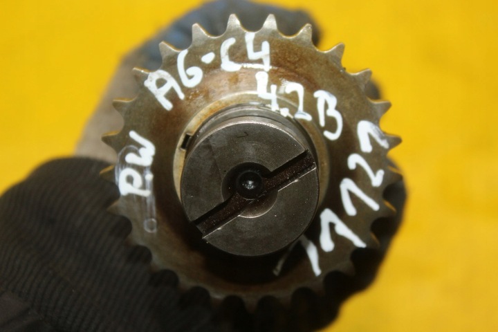 фото №14, Вал правые выпускной a8 a6 c4 4.2 b 077102a