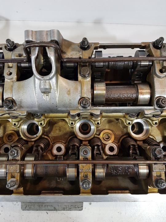 фото №10, Головка левая валы bmw e60 e63 4.4b n62 7506390