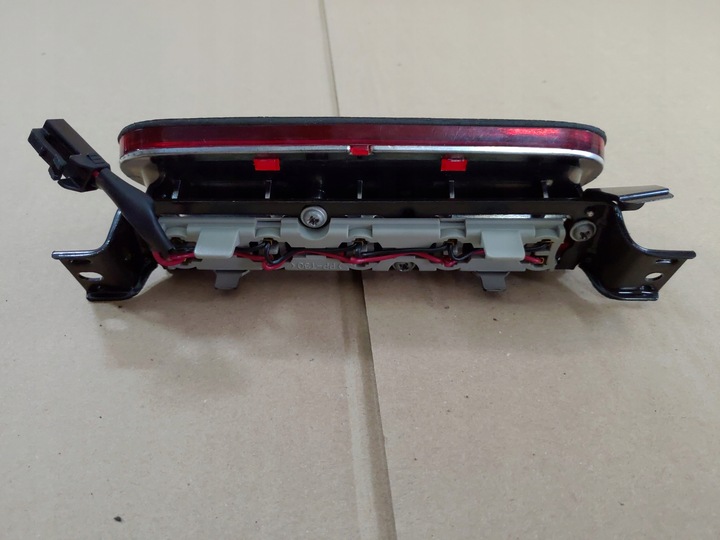 фото №3, Лампа свет сплав крышки kia sorento 02-09 oem