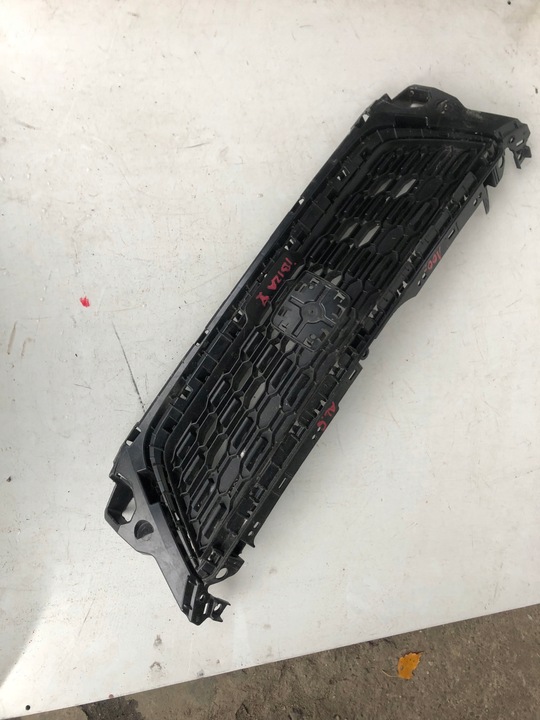 фото №1, Seat ibiza v 6f0853654d решітка решітка радіатора хром