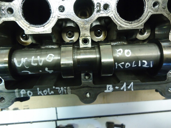 фото №13, Volvo s60 v60 xc70 iii 2.4 2.0 d4 d5204t3 головка двигателя 30777365