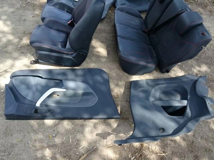 фото №8, Сиденья сиденья обшивки кожа ford fiesta mk7 st 3d