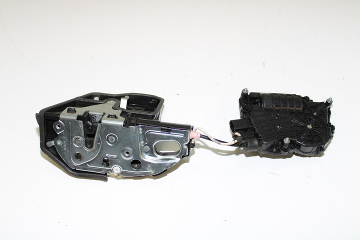 фото №7, Bmw f10 f11 замок дверь левый зад доводчик 7154515 европа