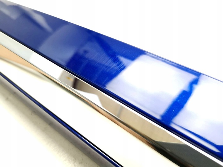 фото №10, Volkswagen оригинальный номер 3g8854879b планка дверь