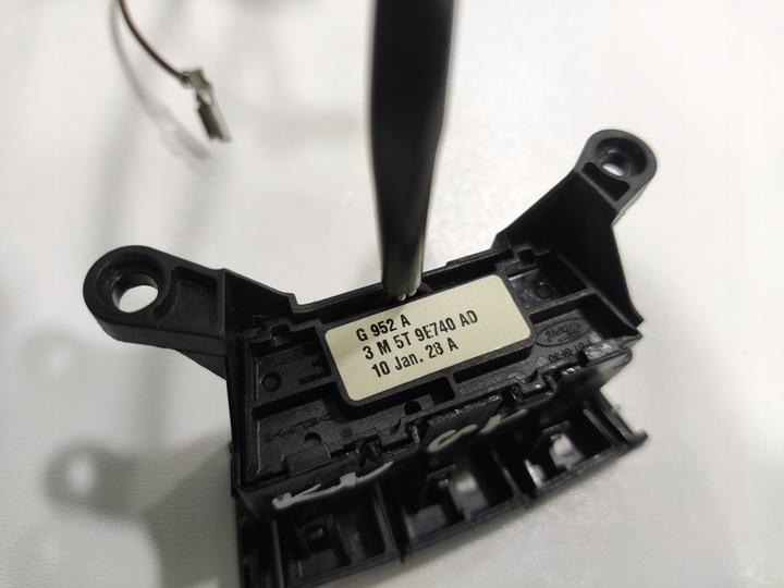 фото №8, Управление кнопки мультифункция руль ford kuga mk1 2008-2013