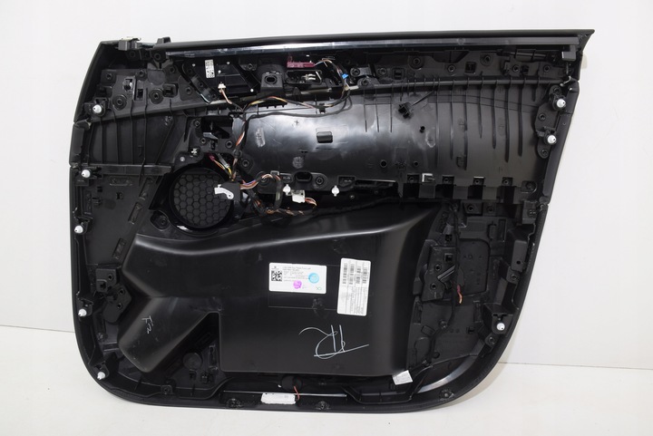 фото №9, Bmw x6 g06 боковина левый перед обивка дверь водителя кожа чёрная mcsw