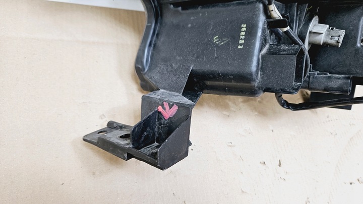 фото №10, Лампа перед права ford ranger iv рестайлінг ксенон led