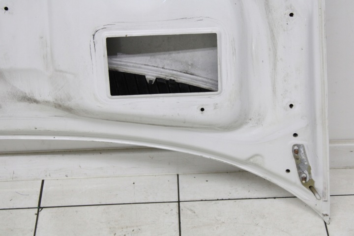 фото №10, Mercedes sprinter 906 06r- капот крышка двигателя