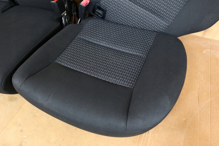 фото №5, Mercedes b-klasa w245 рестайлинг диван обивка зад задняя комплект