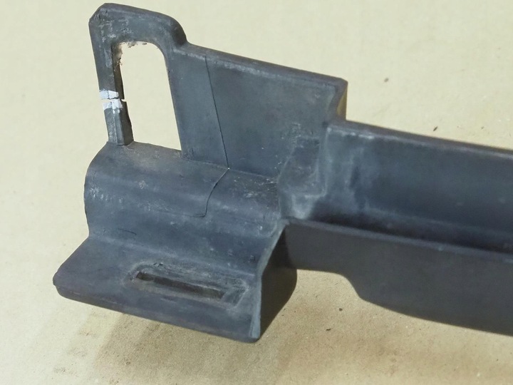 фото №12, Hyundai h-1 h200 starex 97- решётка радиатора эмблема