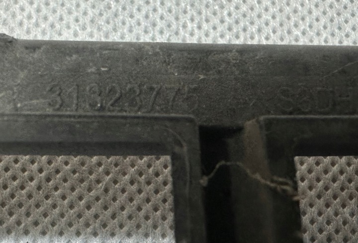 фото №9, Volvo xc60 рестайлинг решётка бампера перед красивая оригинальный номер 31323775