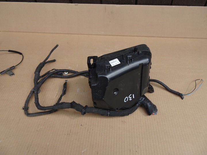 фото №6, Hyundai i30 ii 1.6 crdi блок запобіжників 91217-a6912
