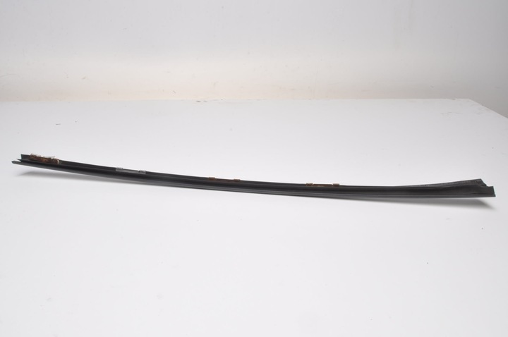 фото №6, Volvo xc70 ii планка скла прилегла до скла передня ліва 30753552