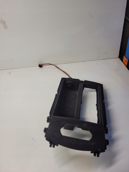 фото №1, Бардачок полка туннеля audi a6 c7 4g0864981h