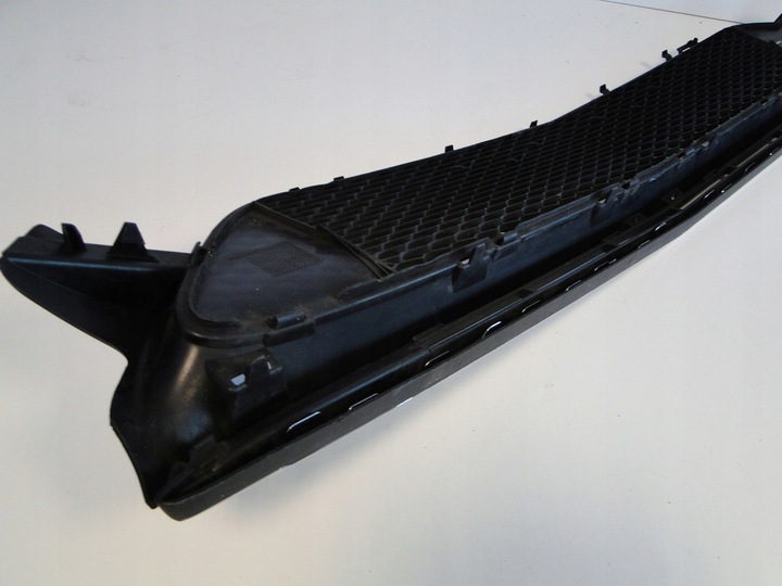 фото №8, Mercedes c класс w205 s205 205 рестайлинг решётка средняя + хром avantgarde