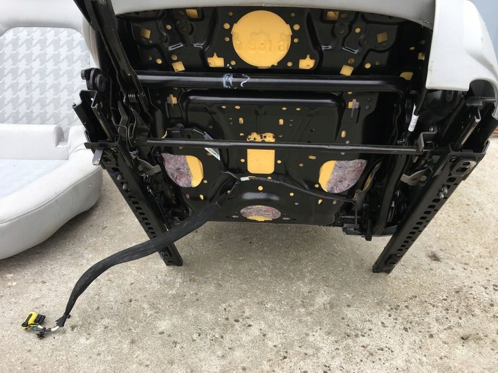 фото №14, Audi a3 8v 3d 2013- сиденья сиденья хэтчбек