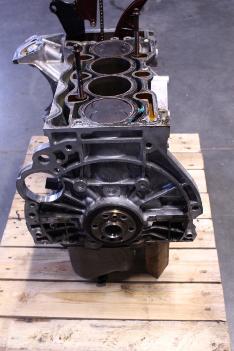 фото №5, Блок  двигуна bmw e90 2,0i n46b20b