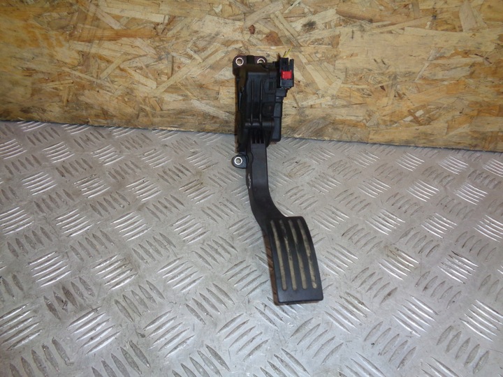 фото №1, Потенциометр педаль газа mazda 3 i bk 03- focus mk2