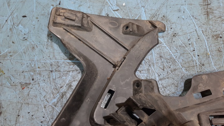 фото №7, Кронштейн  бампера перед правое 31323426 volvo s60 v60