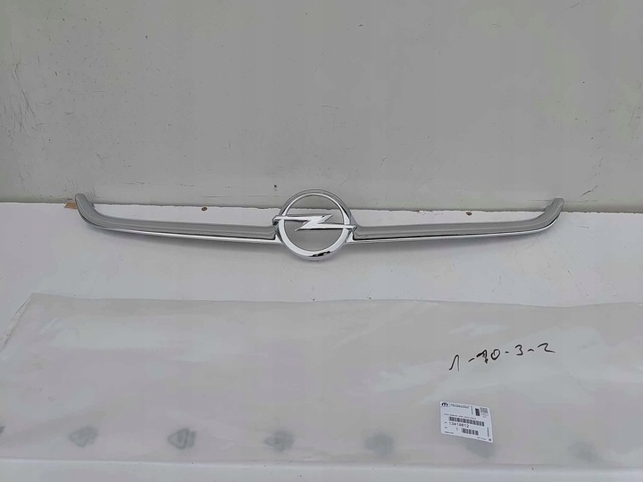 фото №1, Opel corsa e 14-19 хром решётка решётка новый оригинал 3331