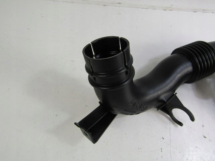 фото №8, Master iv шланг труба впускна повітря 2.3 dci