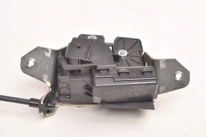 фото №8, Mercedes gla w156 w166 w213 замок багажника кришки доводчик a0997400600