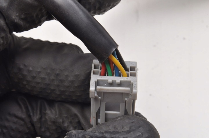 фото №7, Ford kuga mk1 дзеркало ліві 8 pin англієць