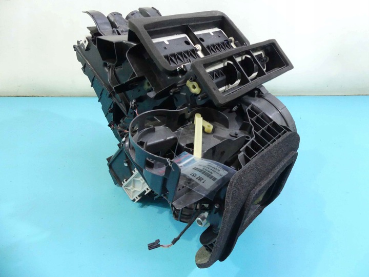 фото №9, Отопитель корпус discovery sport l550 eu