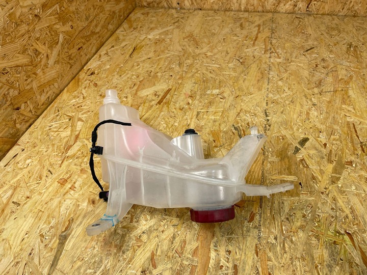 фото №8, Бак бачок расширительный mercedes eqe w295 a2975000900