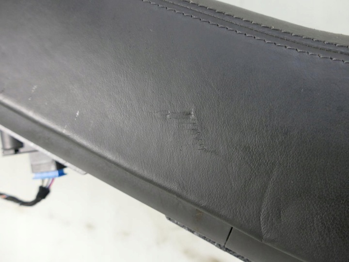 фото №10, Audi a8 d3 рестайлинг туннель средний