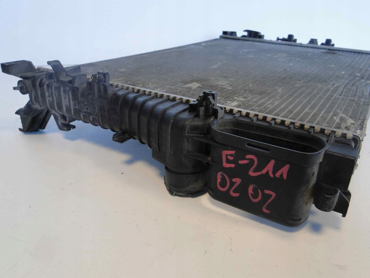 фото №7, Mercedes benz cls-kl c219 05 - 11 радіаторів a2115000202